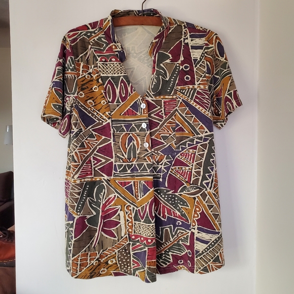 Vintage Tops - Vtg tribal inspired flowy tee
